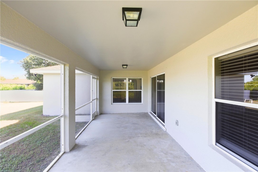 2906 26th Street Southwest Lehigh Acres, FL 33976 - Photo 37 of 42