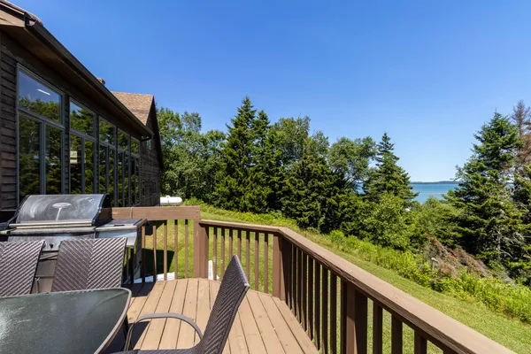 $599,500 | 989 Mason Bay Road, Jonesport, ME 04649