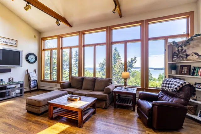 $599,500 | 989 Mason Bay Road, Jonesport, ME 04649