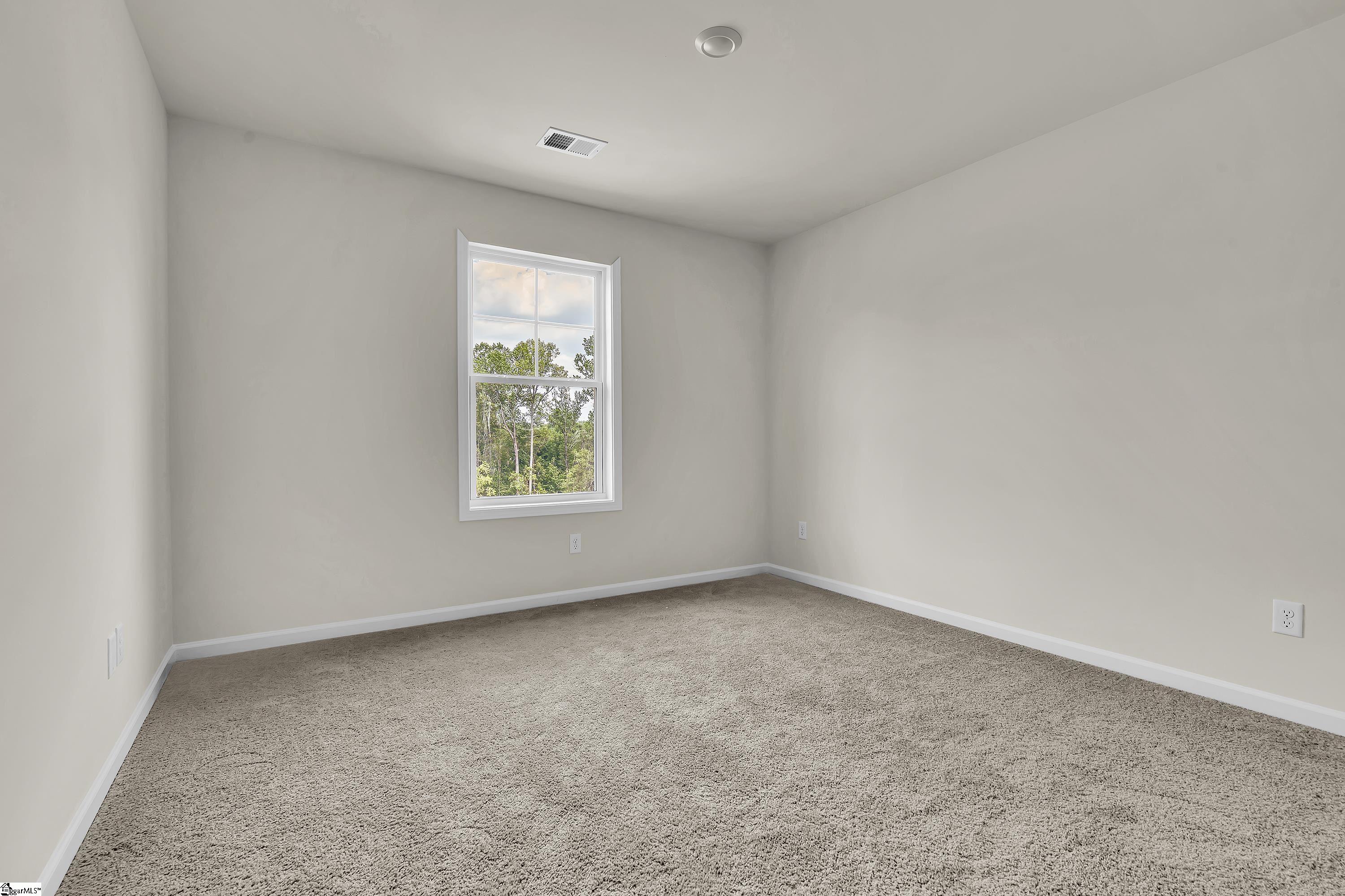 135 Hunter Ridge Drive Boiling Springs, SC 29316 - Photo 19 of 25 Gallery Image 19