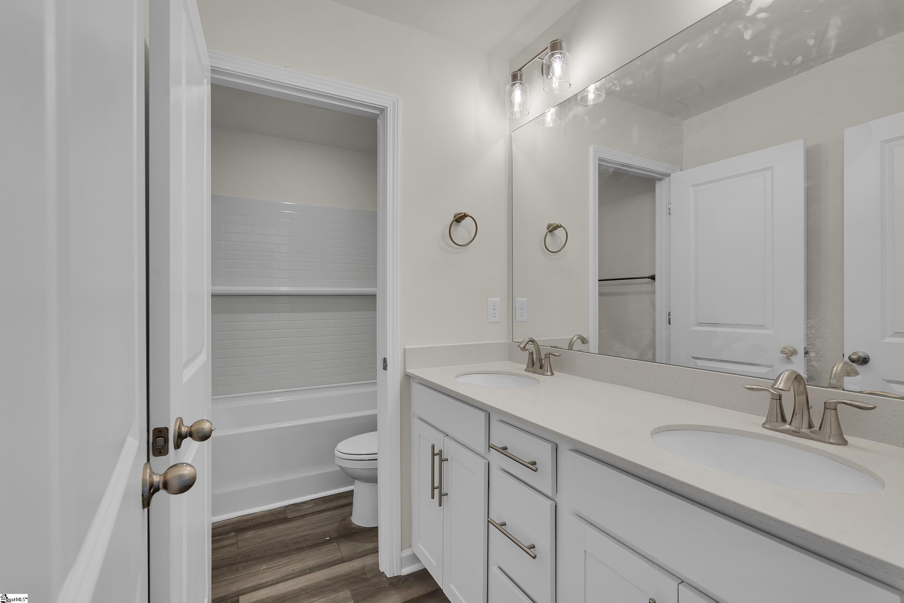 135 Hunter Ridge Drive Boiling Springs, SC 29316 - Photo 20 of 25 Gallery Image 20
