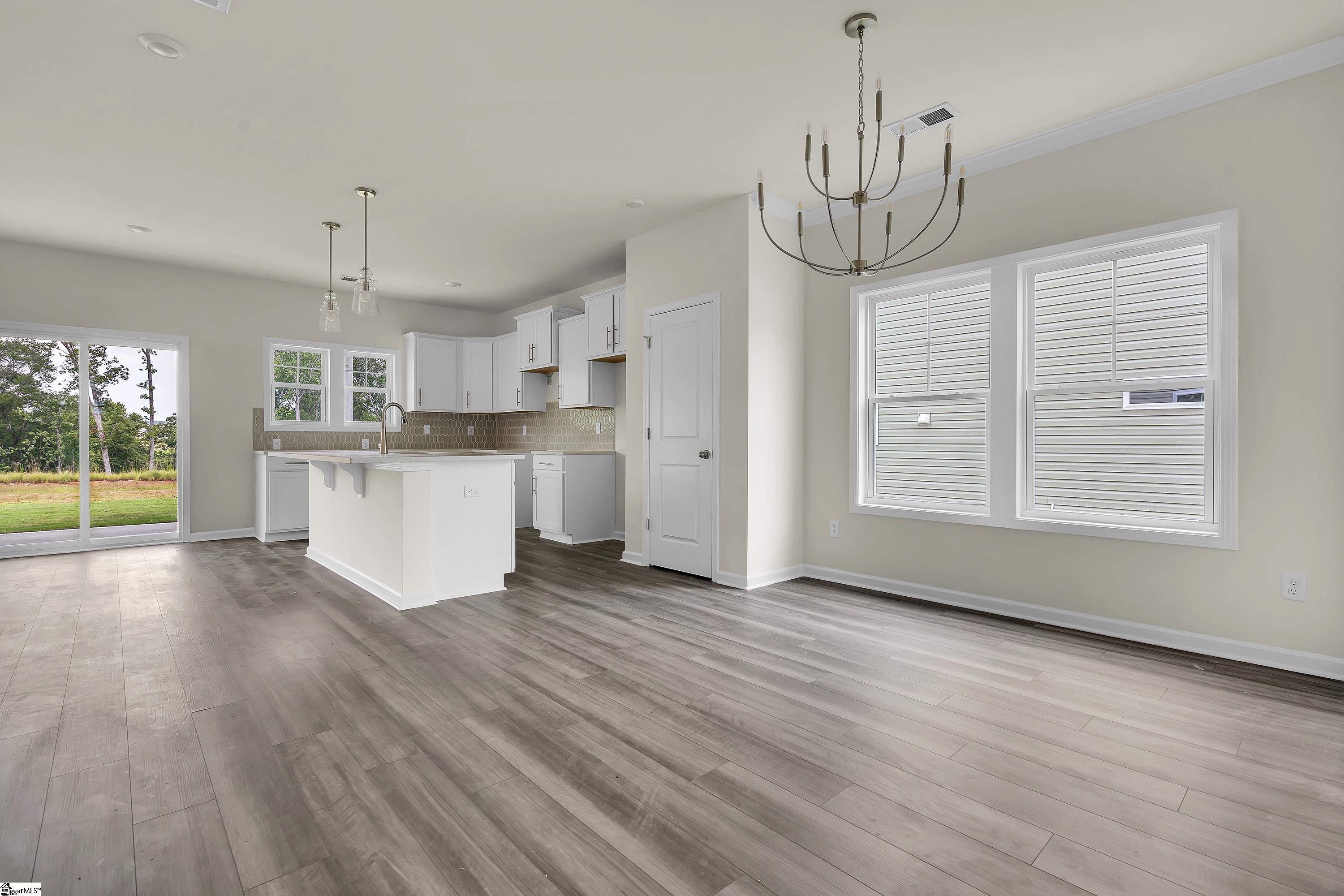 135 Hunter Ridge Drive Boiling Springs, SC 29316 - Photo 5 of 25 Gallery Image 5