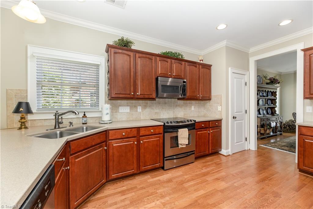 5407 Ridingate Court Greensboro, NC 27455 - Photo 13 of 39