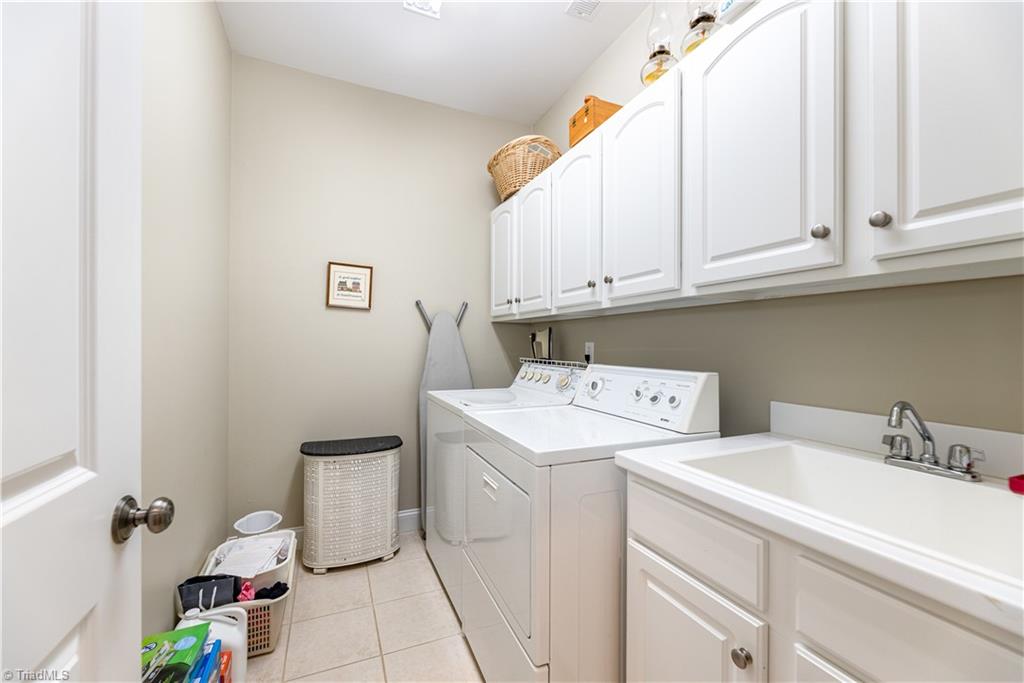 5407 Ridingate Court Greensboro, NC 27455 - Photo 19 of 39