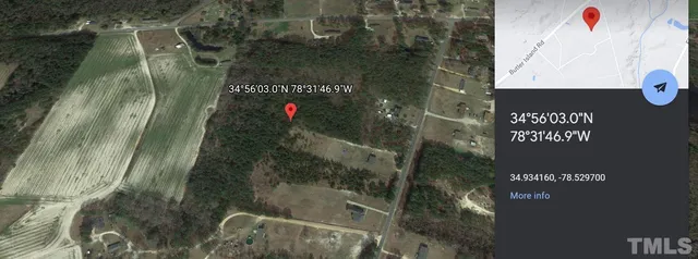 a picture of a bathroom