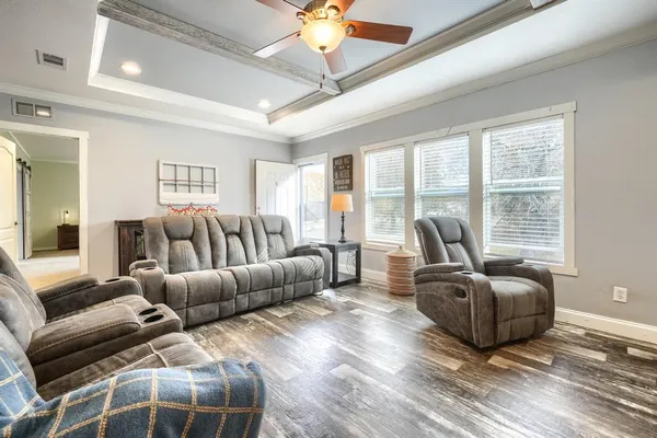 $299,500 | 575 Highway 276, Point, TX 75472