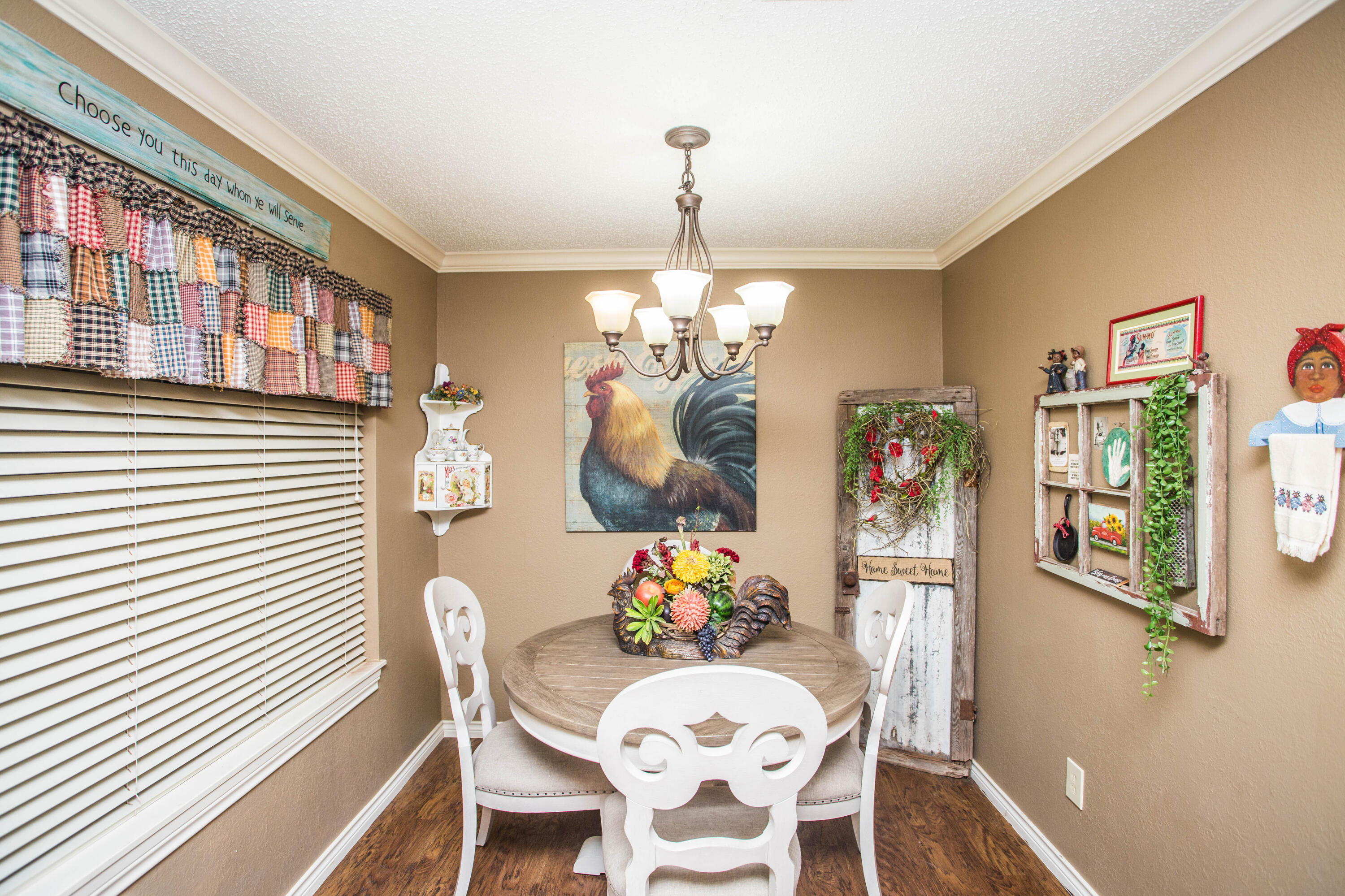 1304 Jefferson Drive Plainview, TX 79072 - Photo 9 of 50 a dining room with furniture and window