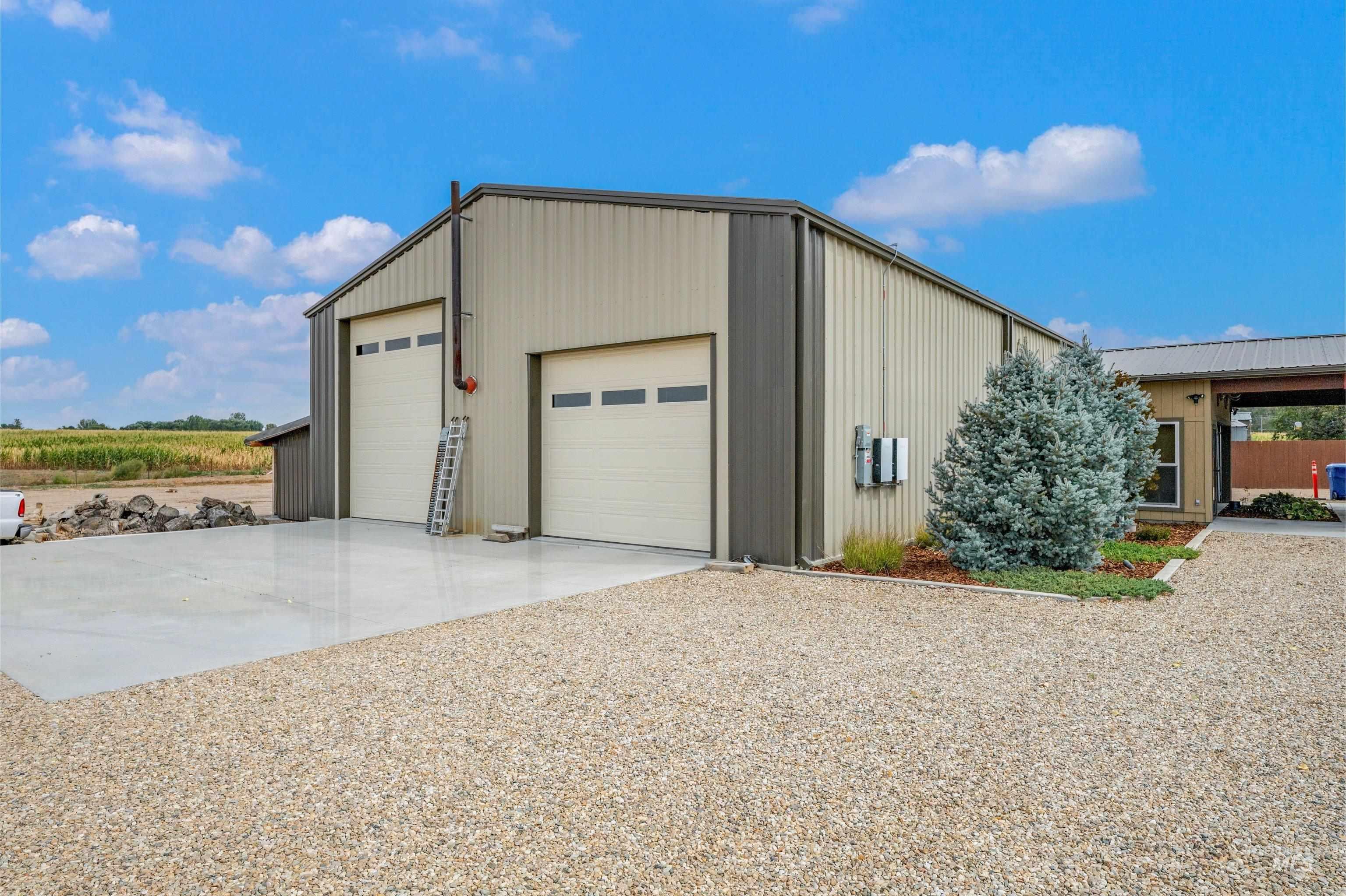 2370 West Lake Hazel Road Meridian, ID 83642 - Photo 36 of 49 Gallery Image 36