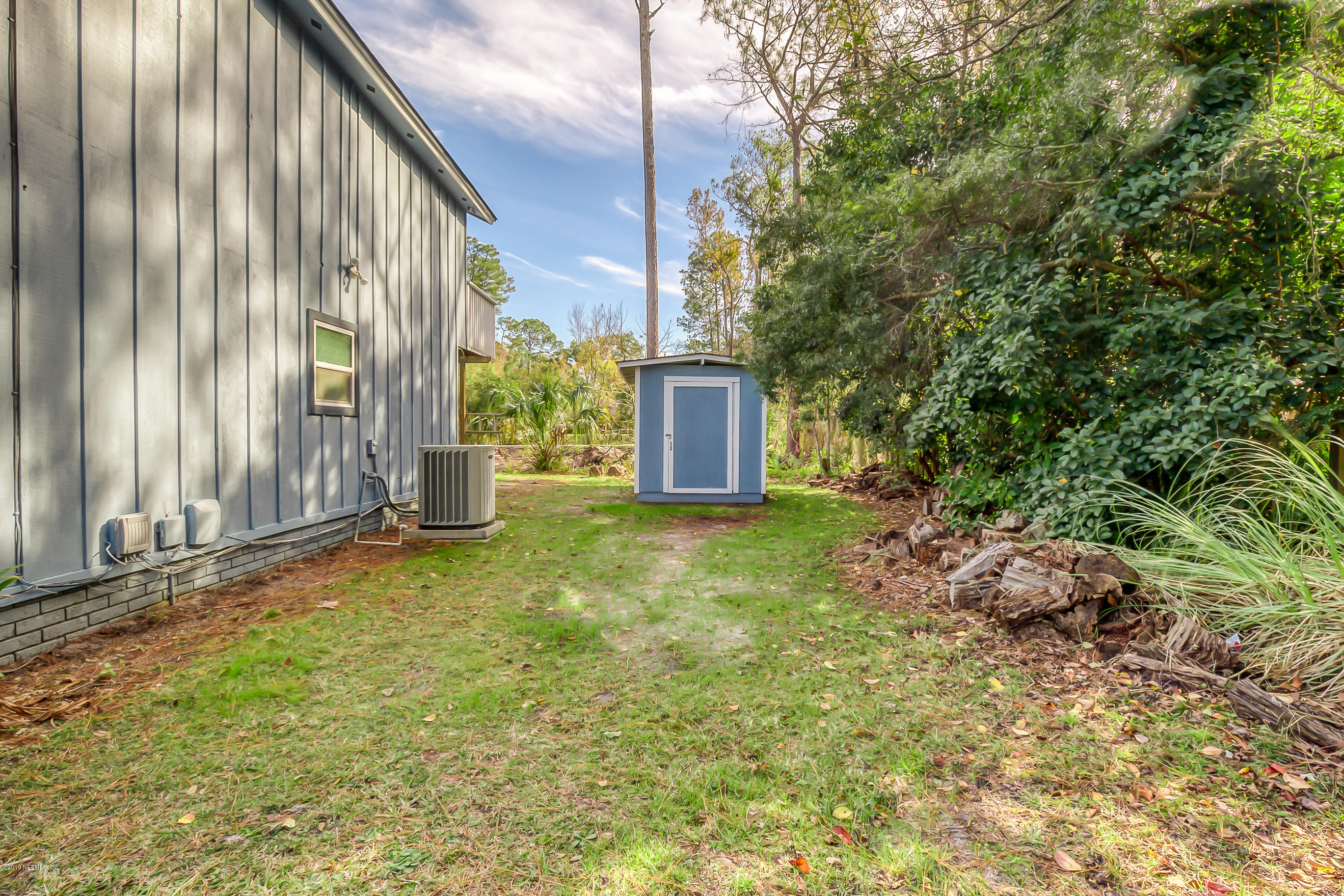 1025 Orangewood Road Jacksonville, FL 32259 - Photo 2 of 28 side yard