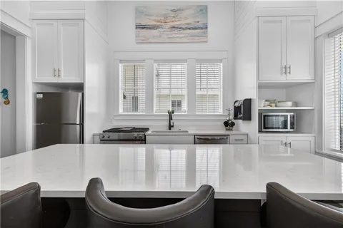 $730,000 | 214 Sunset Avenue, Unit 6, Port Aransas, TX 78373