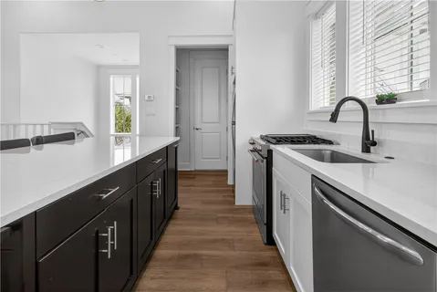 $730,000 | 214 Sunset Avenue, Unit 6, Port Aransas, TX 78373