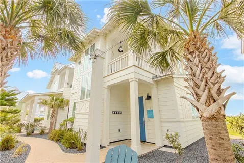 $730,000 | 214 Sunset Avenue, Unit 6, Port Aransas, TX 78373