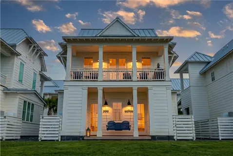 $730,000 | 214 Sunset Avenue, Unit 6, Port Aransas, TX 78373