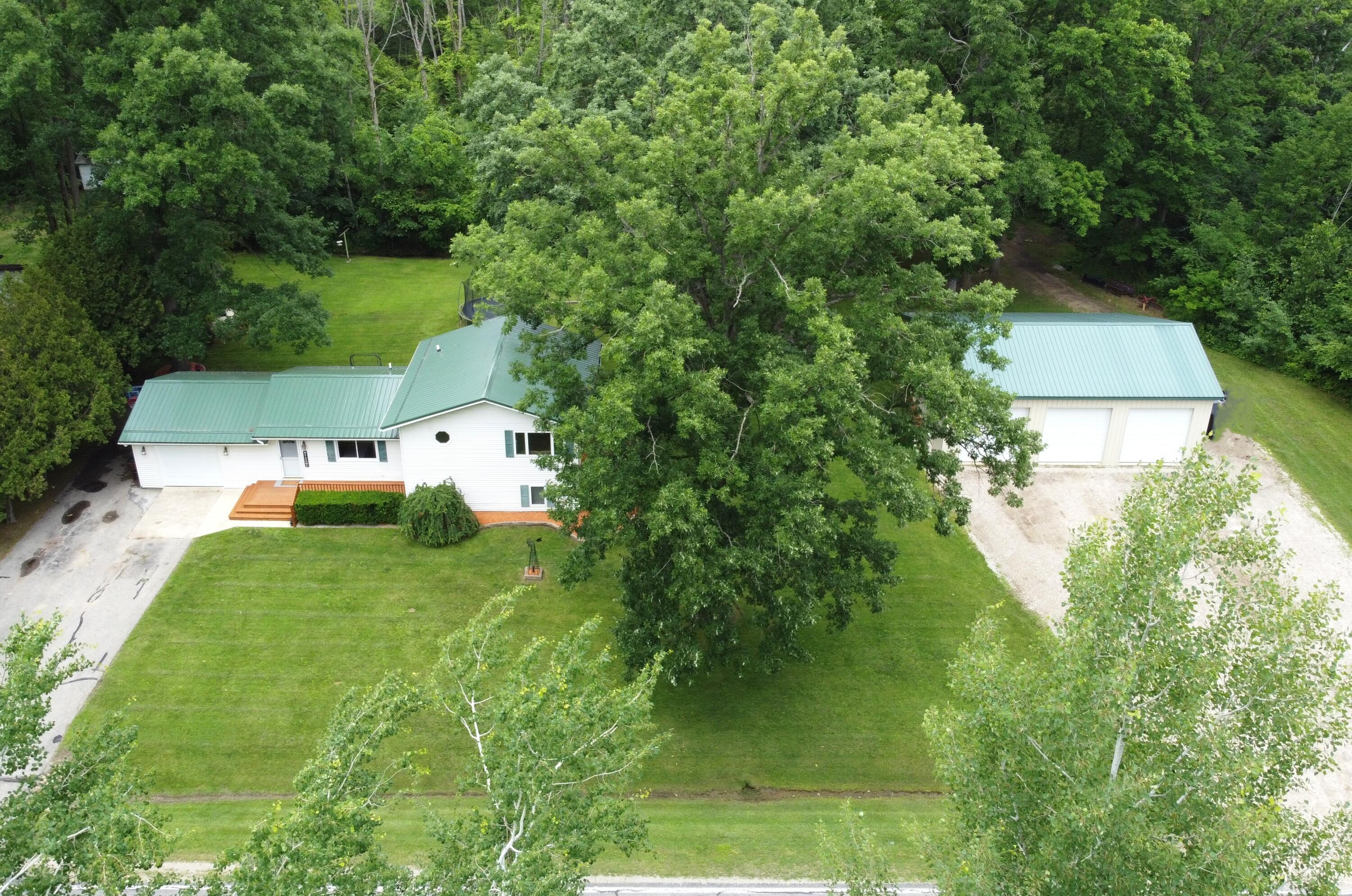 2790 West Wing Road Mount Pleasant, MI 48858 - Photo 10 of 54 DJI_0616