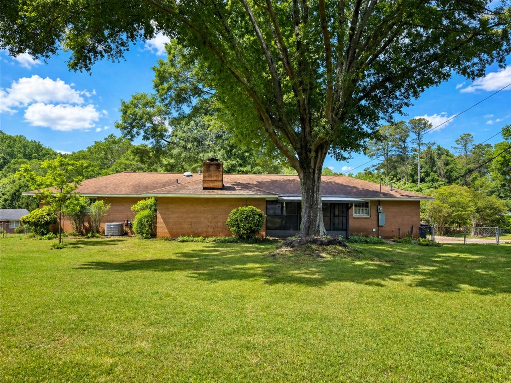 611 Heyward Road Anderson, SC 29621 - Photo 5 of 41 Back Yard