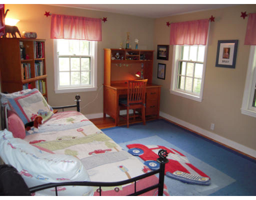 26 Bowditch Road Sudbury, MA 01776 - Photo 15 of 30