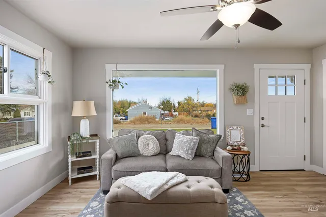 $369,900 | 489 Borah Avenue, Twin Falls, ID 83301