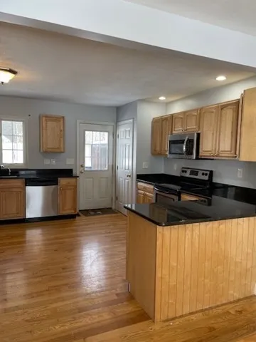 $3,000 | 307 Shrewsbury Street, Unit 2, Holden, MA 01520