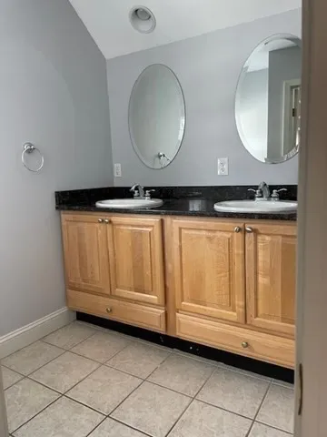 $3,000 | 307 Shrewsbury Street, Unit 2, Holden, MA 01520