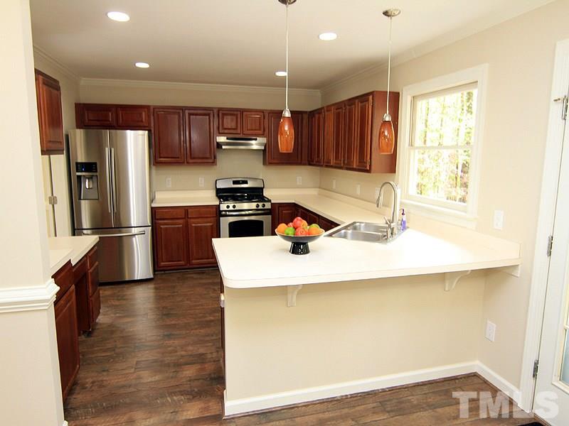 7 Bay Ridge Court Durham, NC 27713 - Photo 7 of 25 Gallery Image 7