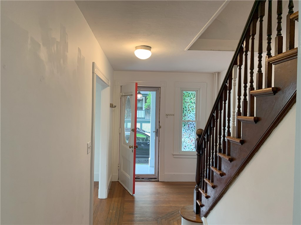 68 Evarts Street Newport, RI 02840 - Photo 6 of 24