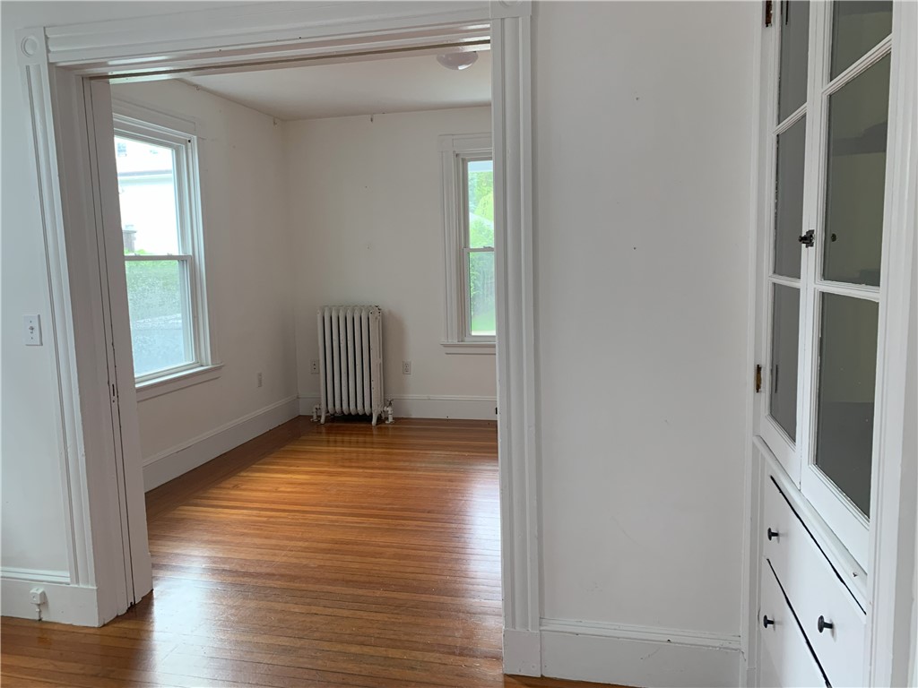 68 Evarts Street Newport, RI 02840 - Photo 8 of 24