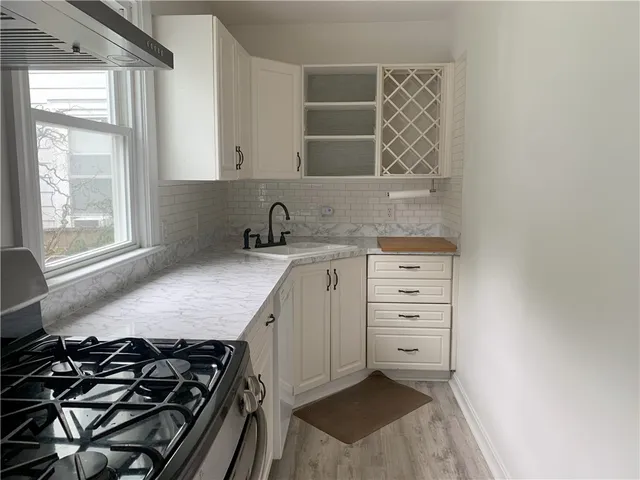 $2,850 | 68 Evarts Street, Newport, RI 02840