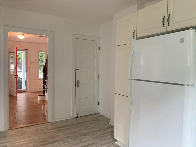 $2,850 | 68 Evarts Street, Newport, RI 02840