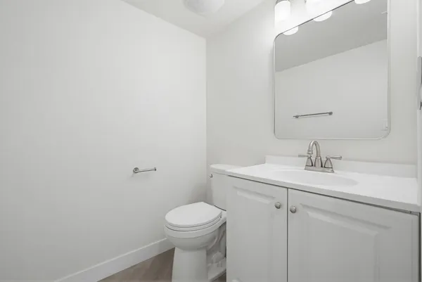 $1,795 | 316 East Turquoise Avenue, Phoenix, AZ 85020