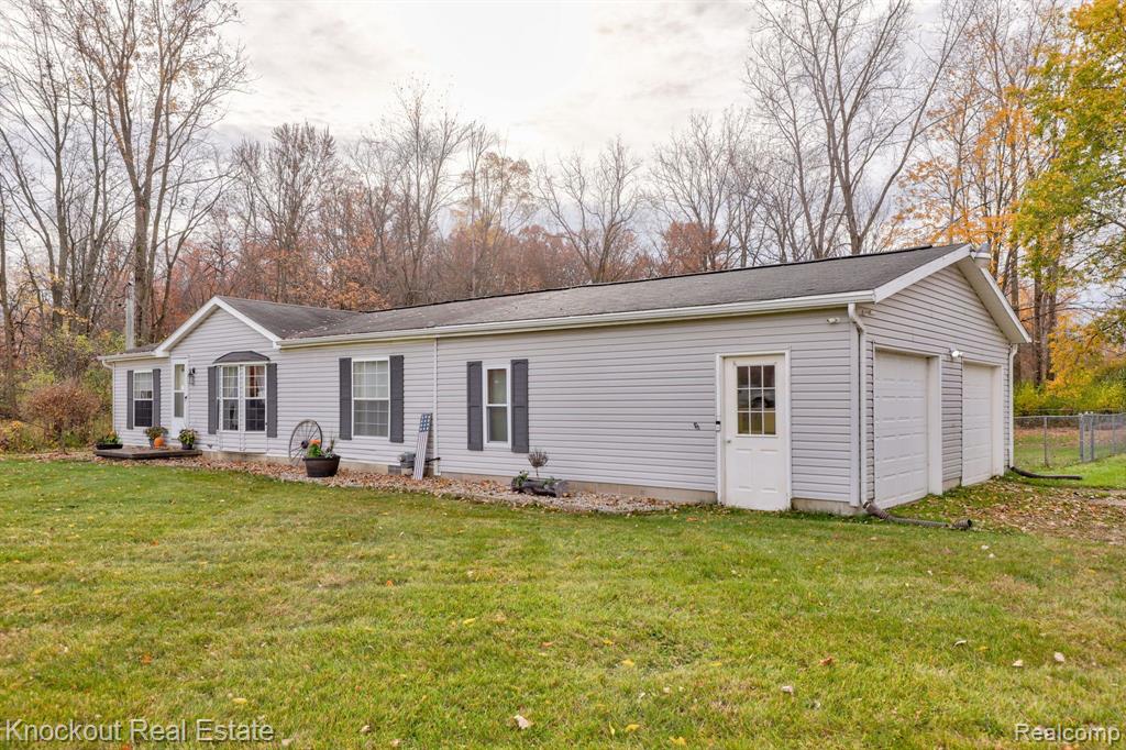 13155 Elms Road Clio, MI 48420 - Photo 4 of 54
