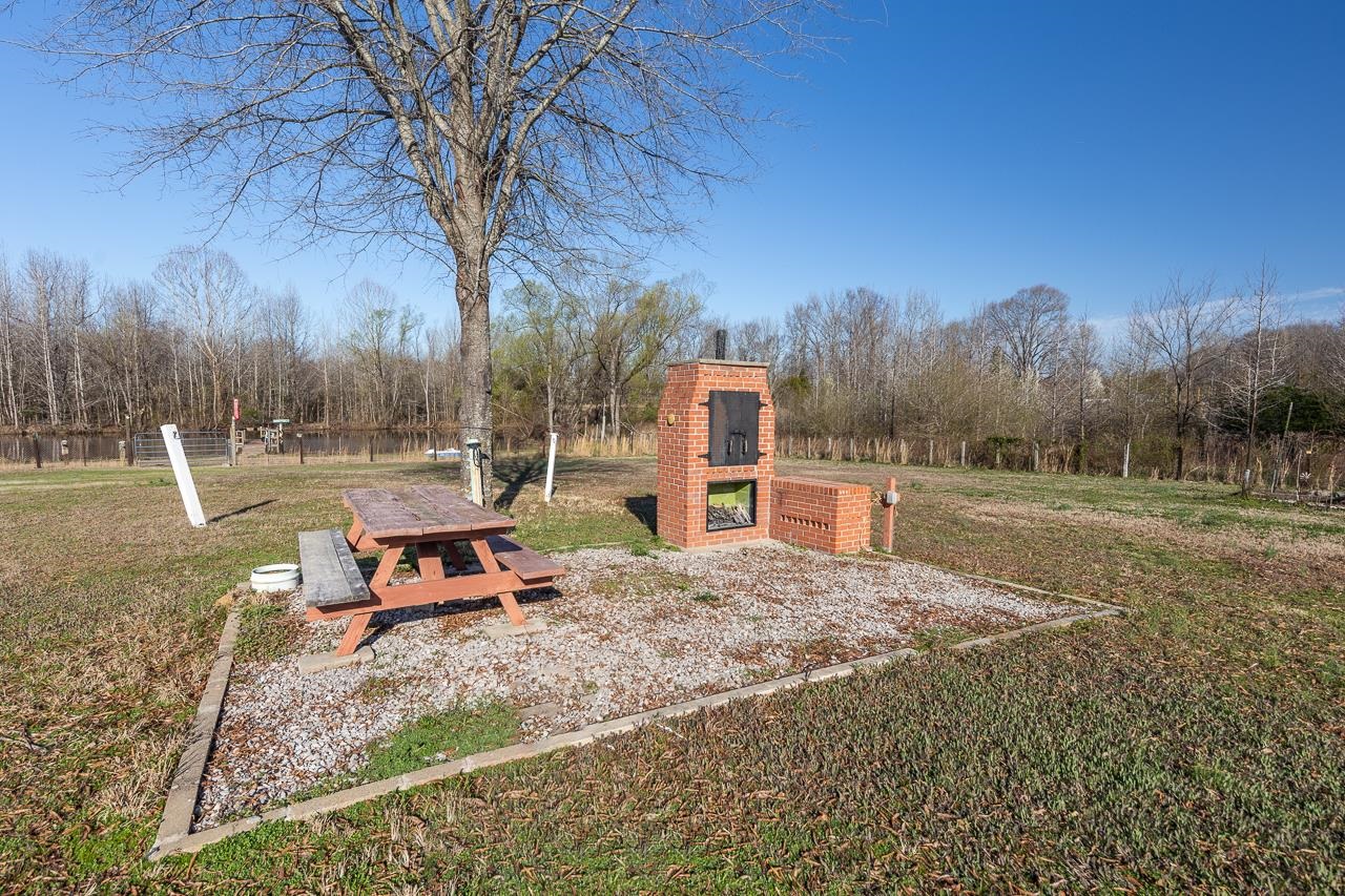 396 Woodview Road Byhalia, MS 38611 - Photo 23 of 23 a view of a park with large trees