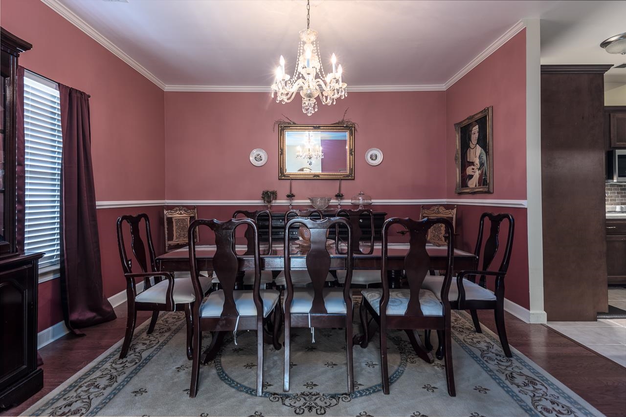 396 Woodview Road Byhalia, MS 38611 - Photo 5 of 23 a view of a dining room with furniture and window