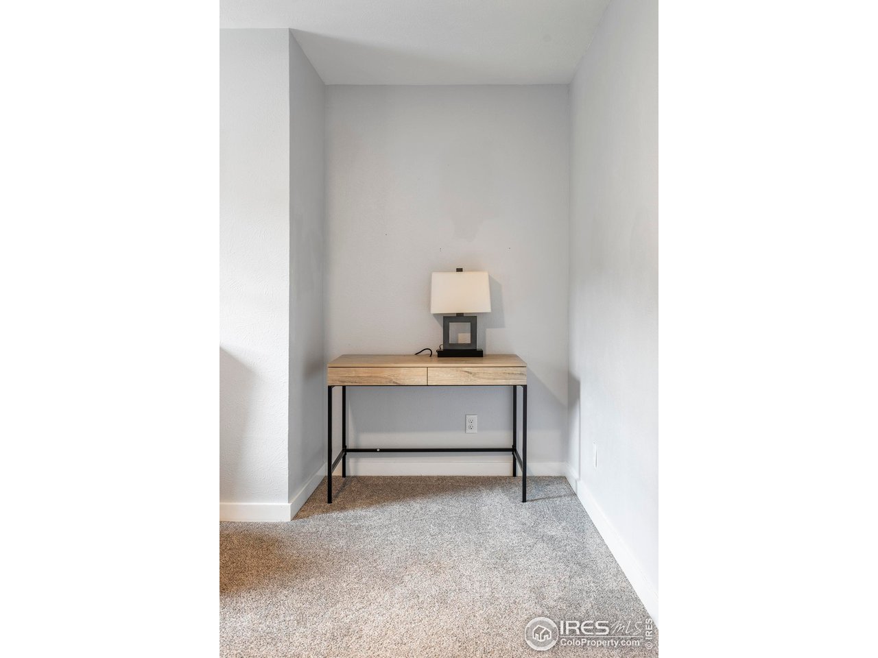 6521 Olde Stage Road Boulder, CO 80302 - Photo 20 of 47 a view of a room with a bench and a window