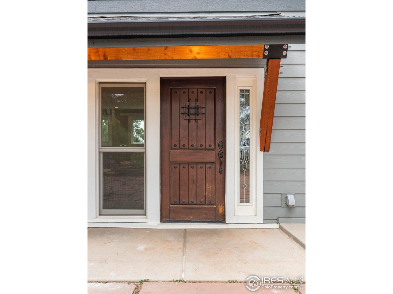 6521 Olde Stage Road Boulder, CO 80302 - Photo 4 of 47 a view of front door of a house