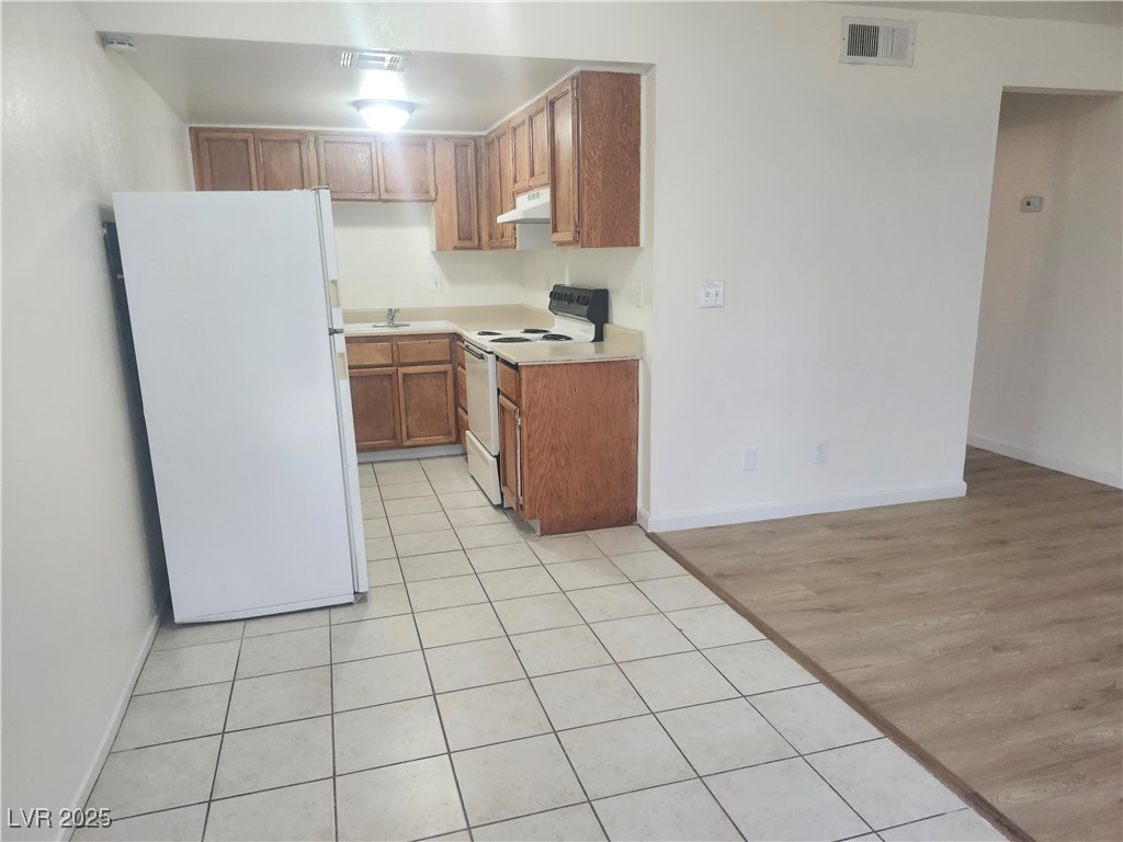 4706 Cessna Avenue, Unit 2 Las Vegas, NV 89115 - Photo 6 of 11