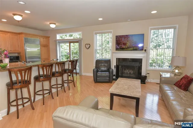 $899,000 | 3 Skyview Drive, North Haledon, NJ 07508