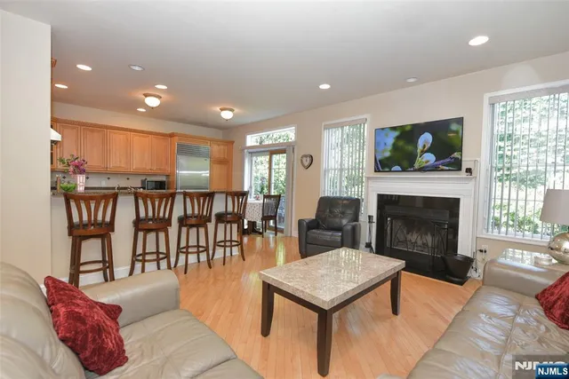 $899,000 | 3 Skyview Drive, North Haledon, NJ 07508