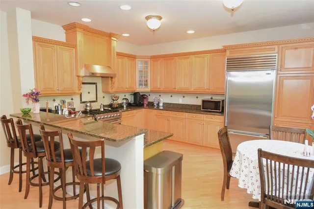 $899,000 | 3 Skyview Drive, North Haledon, NJ 07508