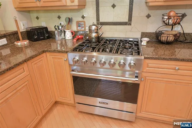 $899,000 | 3 Skyview Drive, North Haledon, NJ 07508