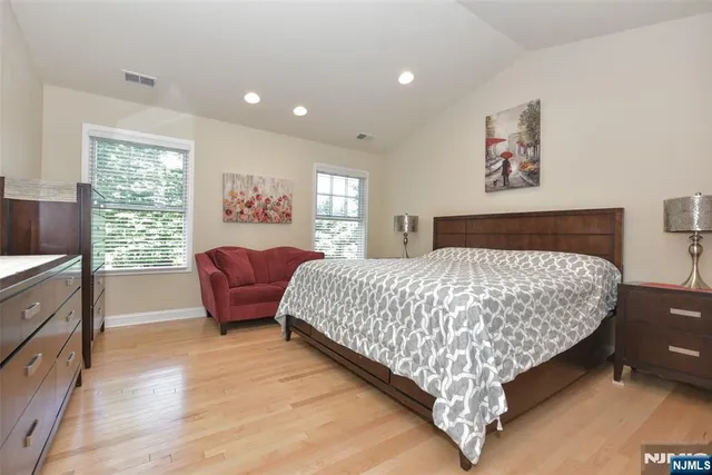 $899,000 | 3 Skyview Drive, North Haledon, NJ 07508