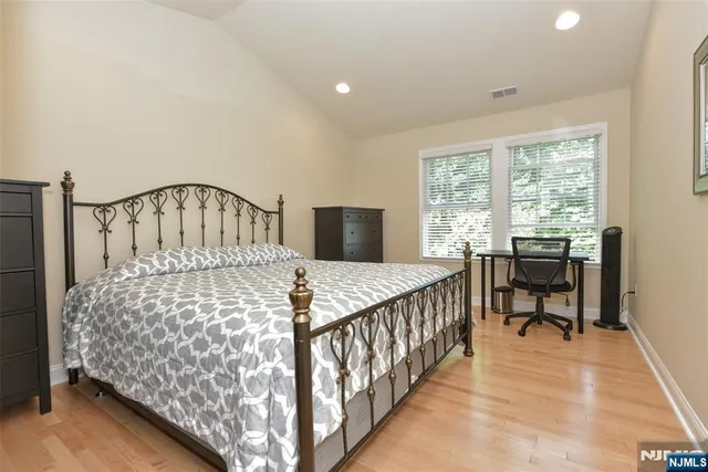 $899,000 | 3 Skyview Drive, North Haledon, NJ 07508