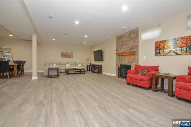 $899,000 | 3 Skyview Drive, North Haledon, NJ 07508