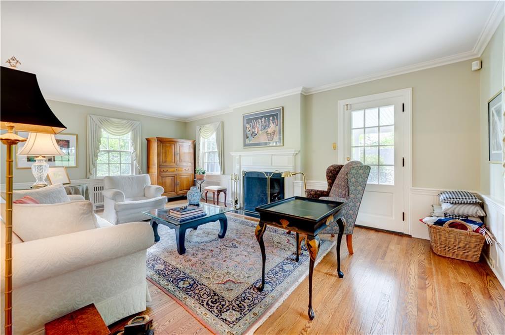 2017 Murdstone Road Pittsburgh, PA 15241 - Photo 3 of 25 Gallery Image 3