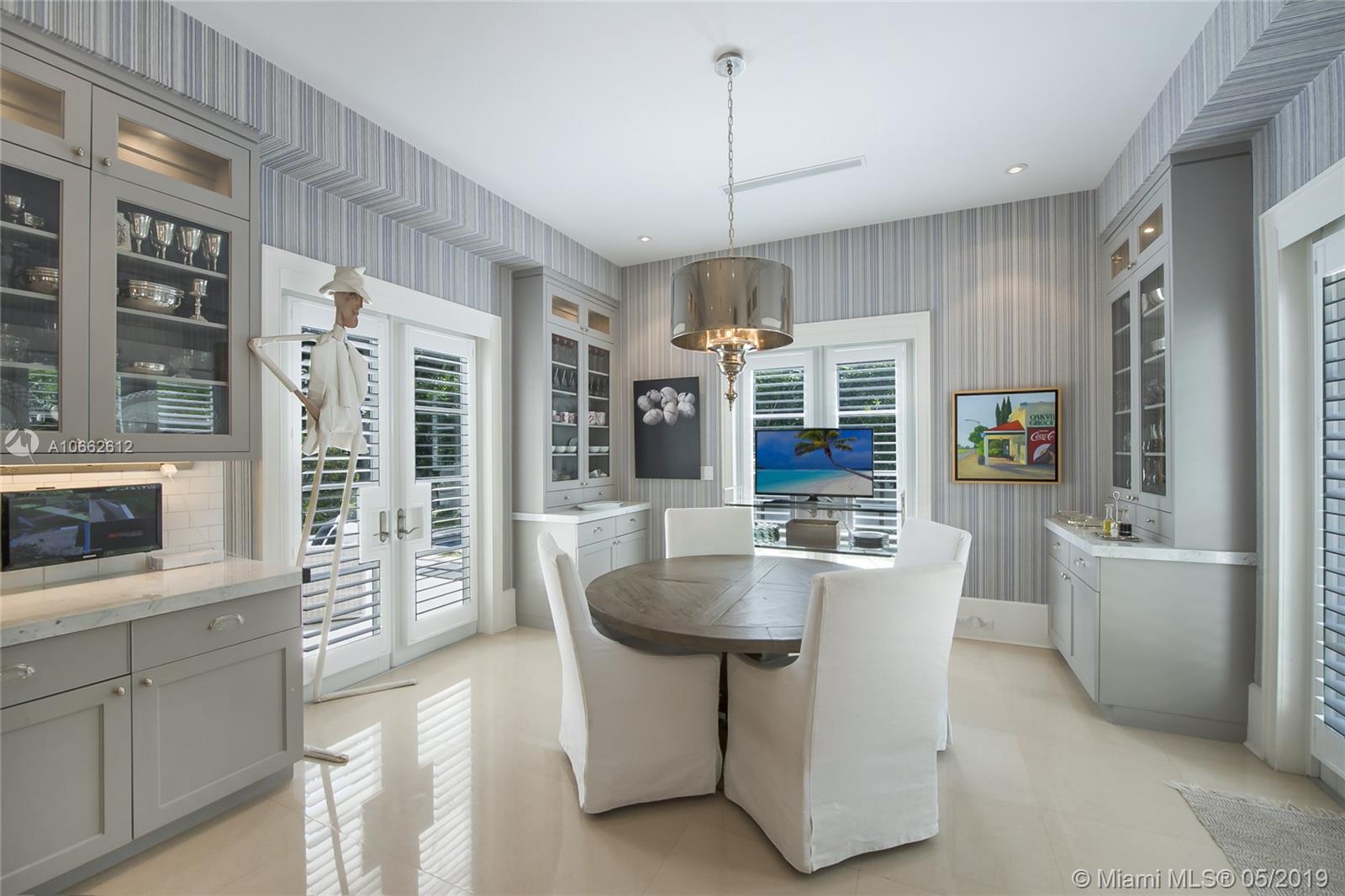 7610 Erwin Road Miami, FL 33143 - Photo 15 of 39