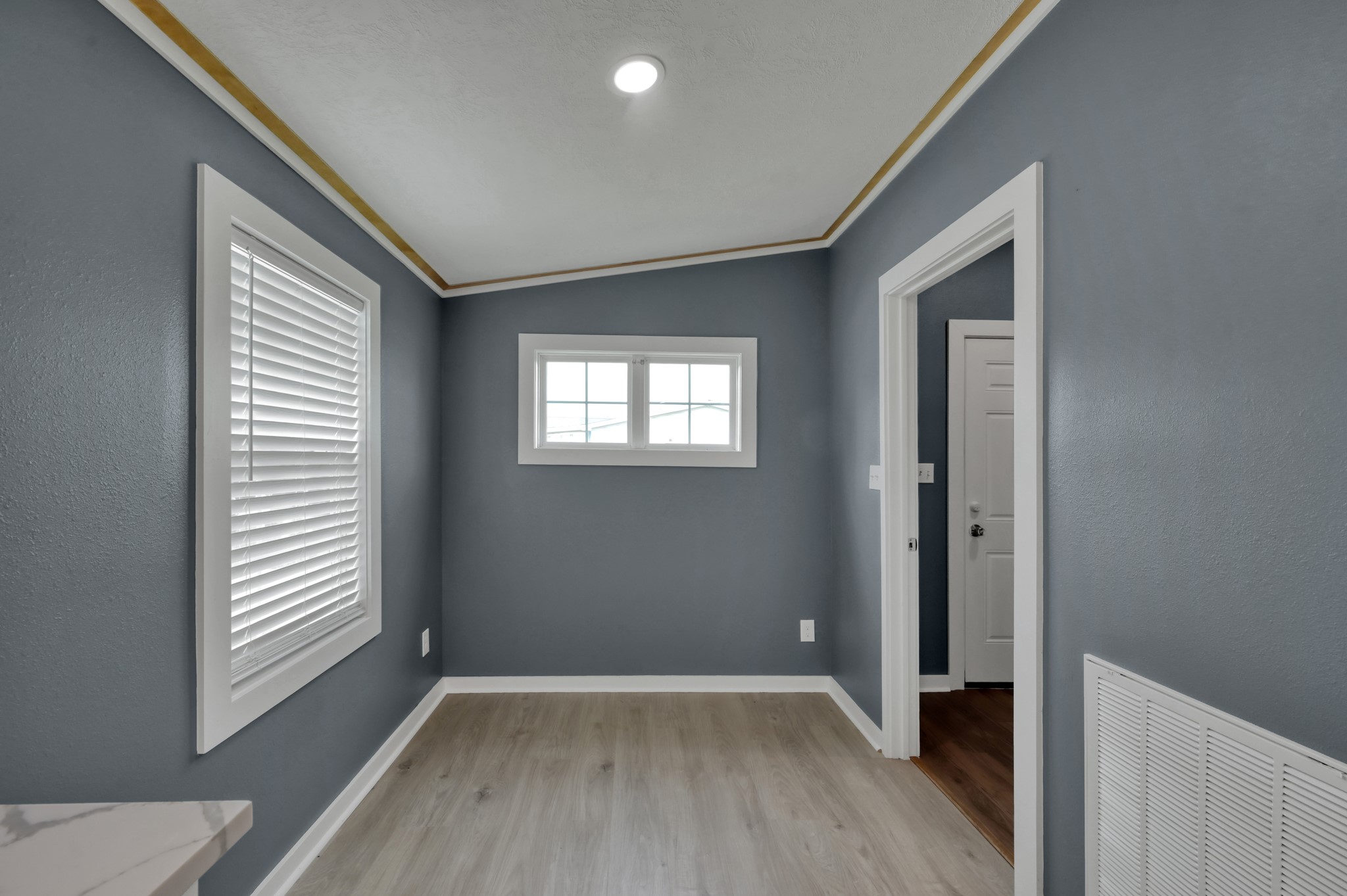 15651 Schank Road Conroe, TX 77306 - Photo 15 of 19 hall