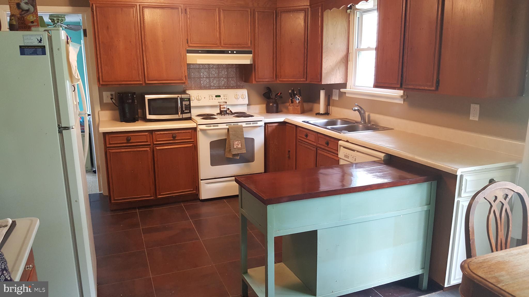 319 Frogtown Road Pequea, PA 17565 - Photo 7 of 22