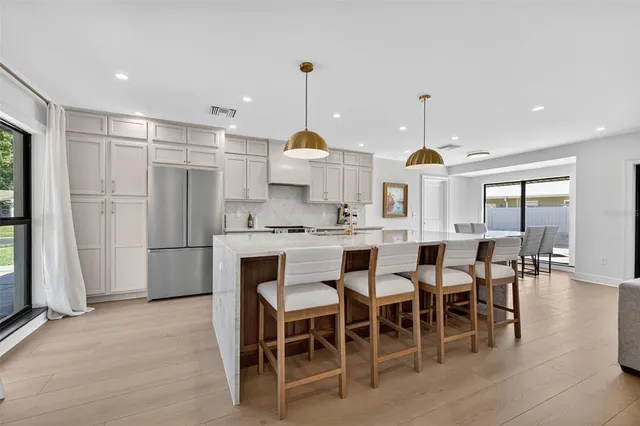 $650,000 | 13933 Cherry Creek Drive, Tampa, FL 33618