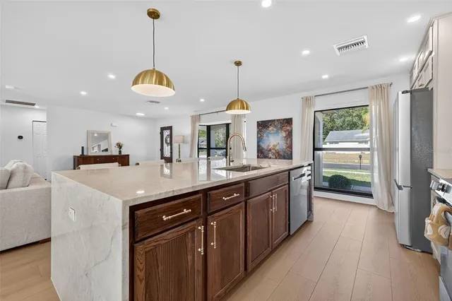 $650,000 | 13933 Cherry Creek Drive, Tampa, FL 33618