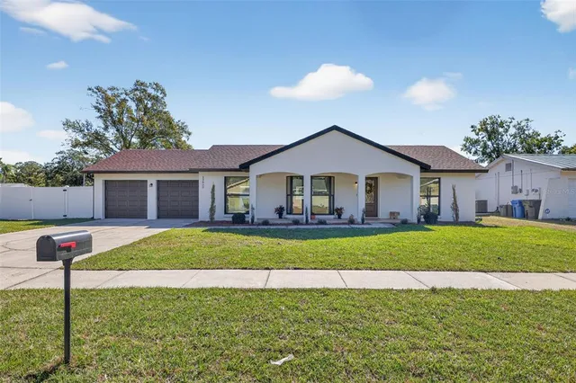 $650,000 | 13933 Cherry Creek Drive, Tampa, FL 33618