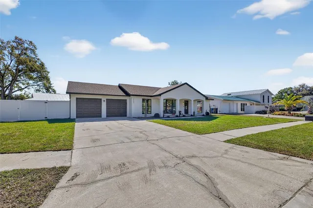 $650,000 | 13933 Cherry Creek Drive, Tampa, FL 33618